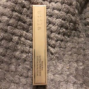 Stila Beauty Boss Lip Gloss in Elevator Pitch